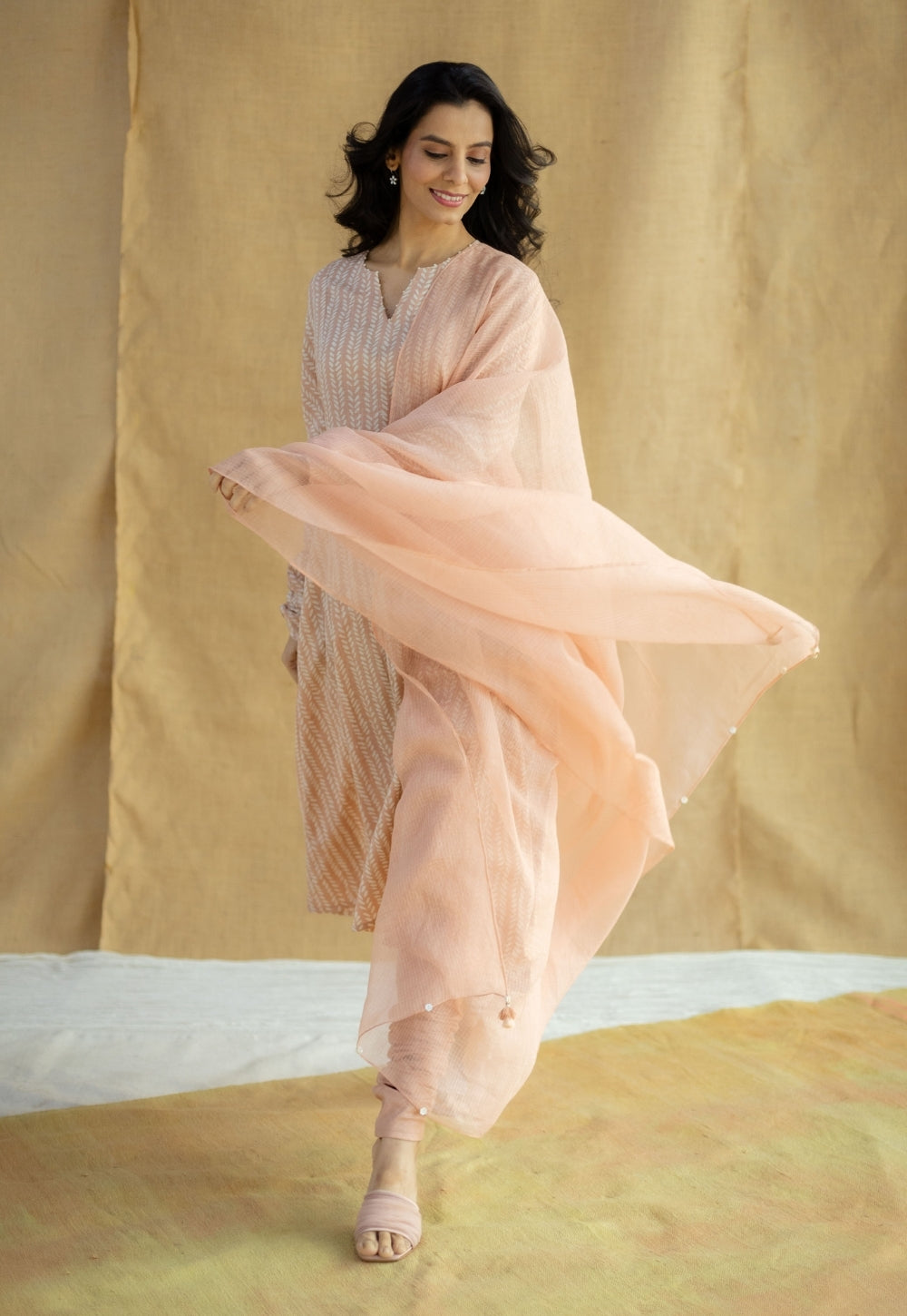 Peach Zig-Zag Kota Doria Dupatta main image 1