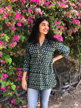Saanvi Henna Short Top | Relove