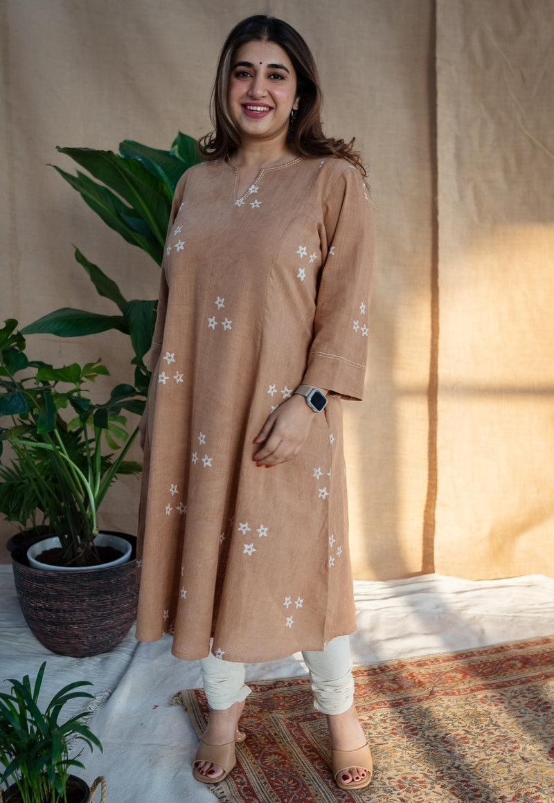 Iffath Dabu Slub Cotton Hand Embroidered Kali Kurta