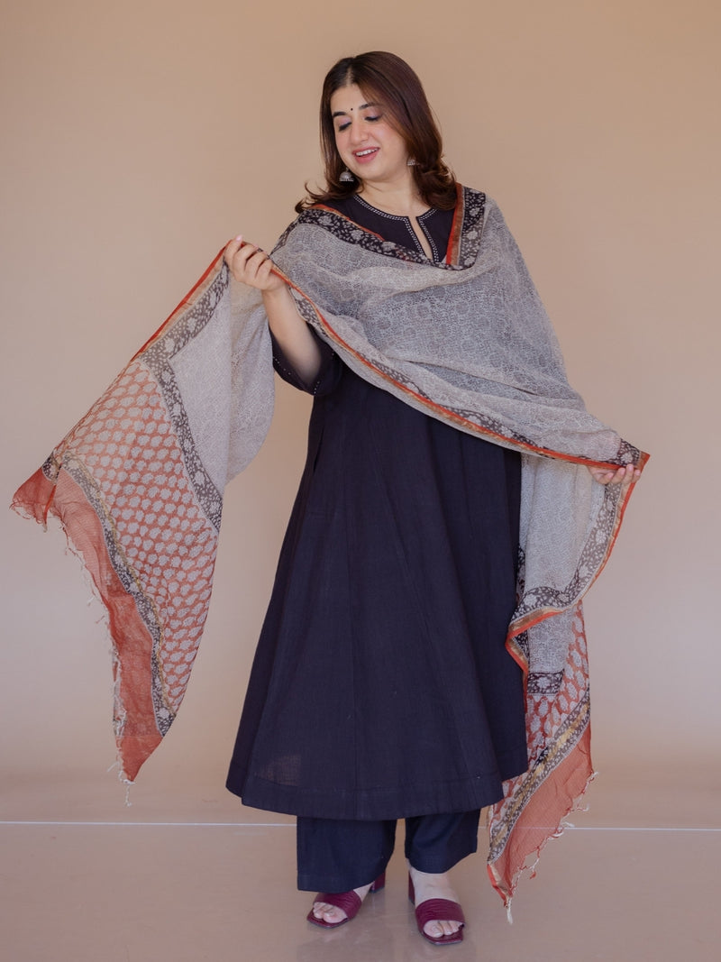 Off White Jaal Bagru Kota Doria Cotton Dupatta