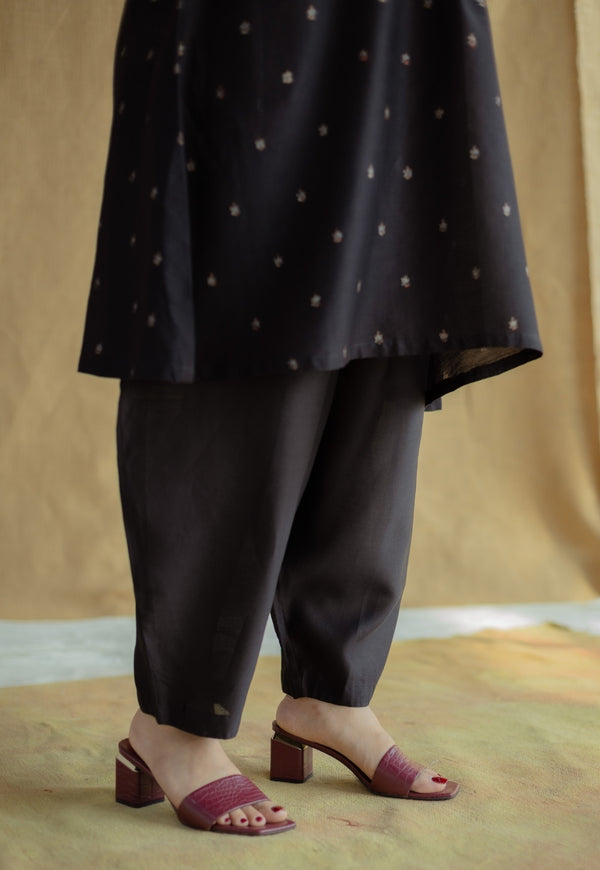 Tarin Black Solid Chanderi Silk Afghan Pant