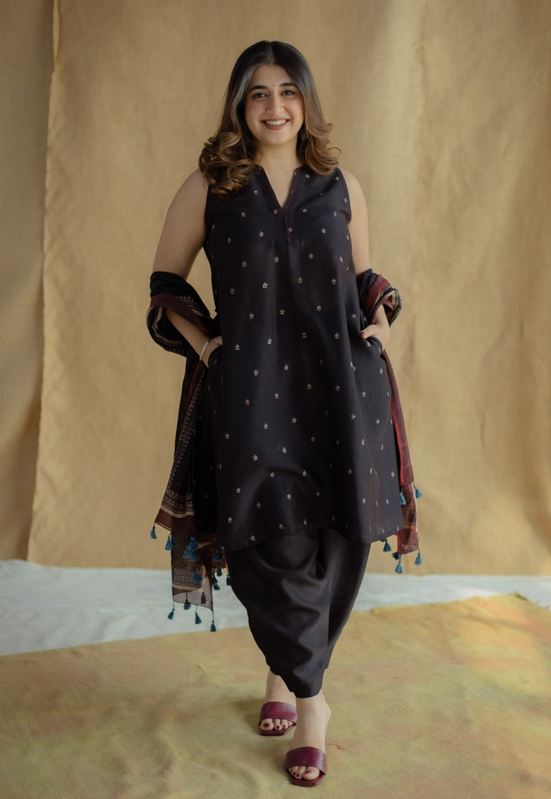 Tarin Black Solid Chanderi Silk Afghan Pant