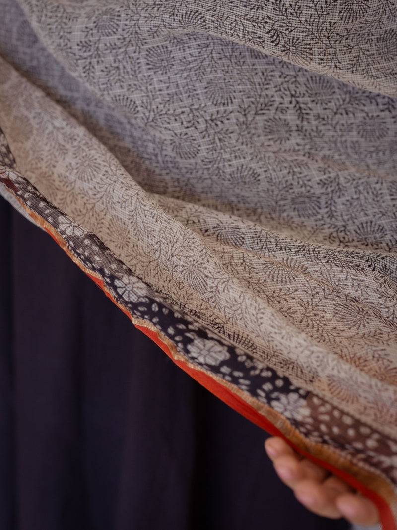 Off White Jaal Bagru Kota Doria Cotton Dupatta