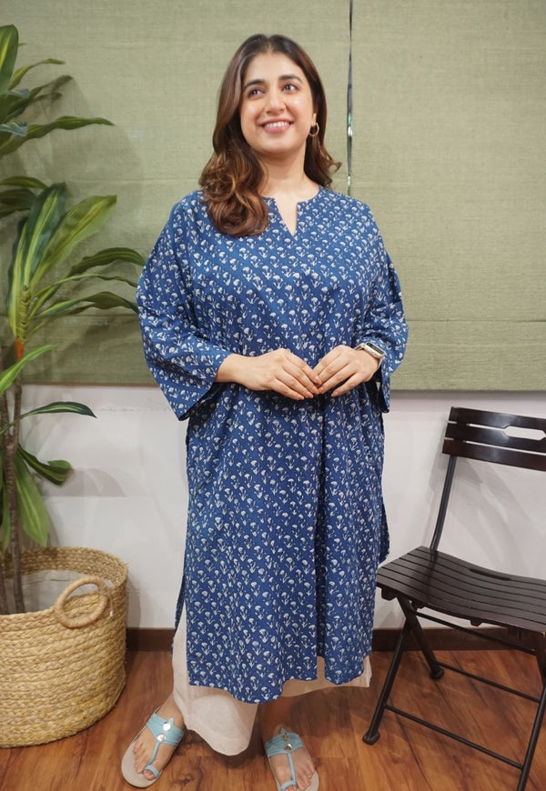 Ayrin Indigo Dabu Cotton Jhabba Kali Kurta