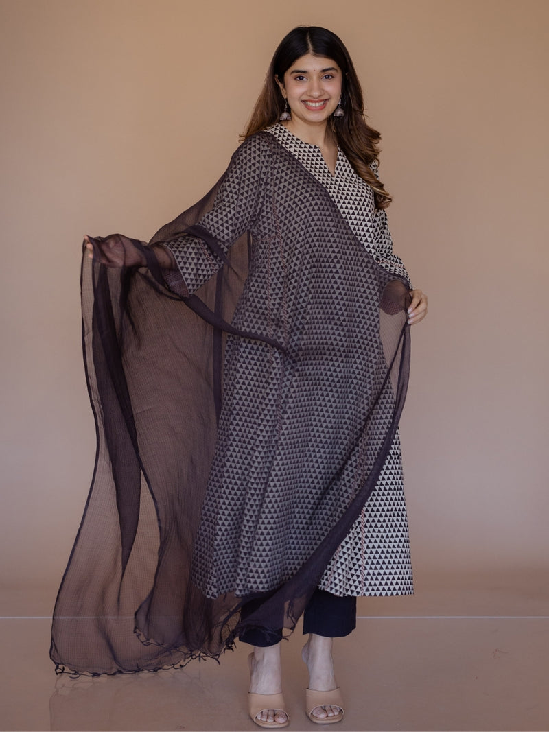 Black Solid Kota Doria Cotton Dupatta