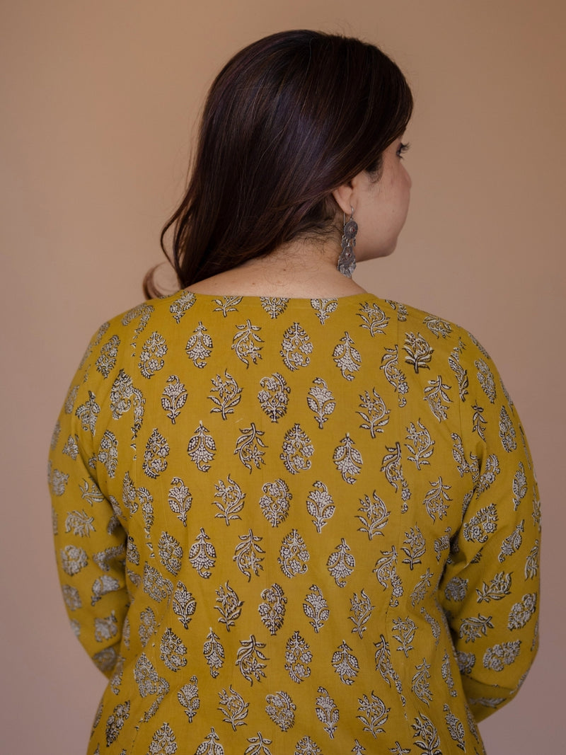 Akrita Yellow Bagru Cotton Kali Kurta