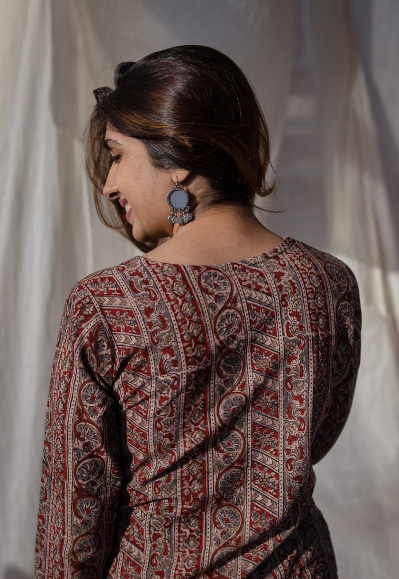 Naveli Kalamkari Cotton Kurta