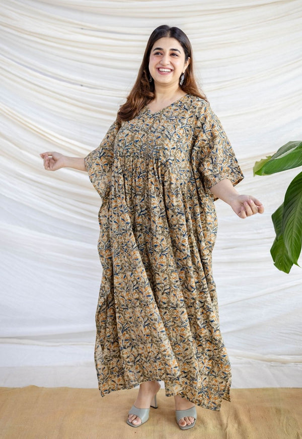 Ifrah Olive Green Kalamkari Cotton Loose Kaftan