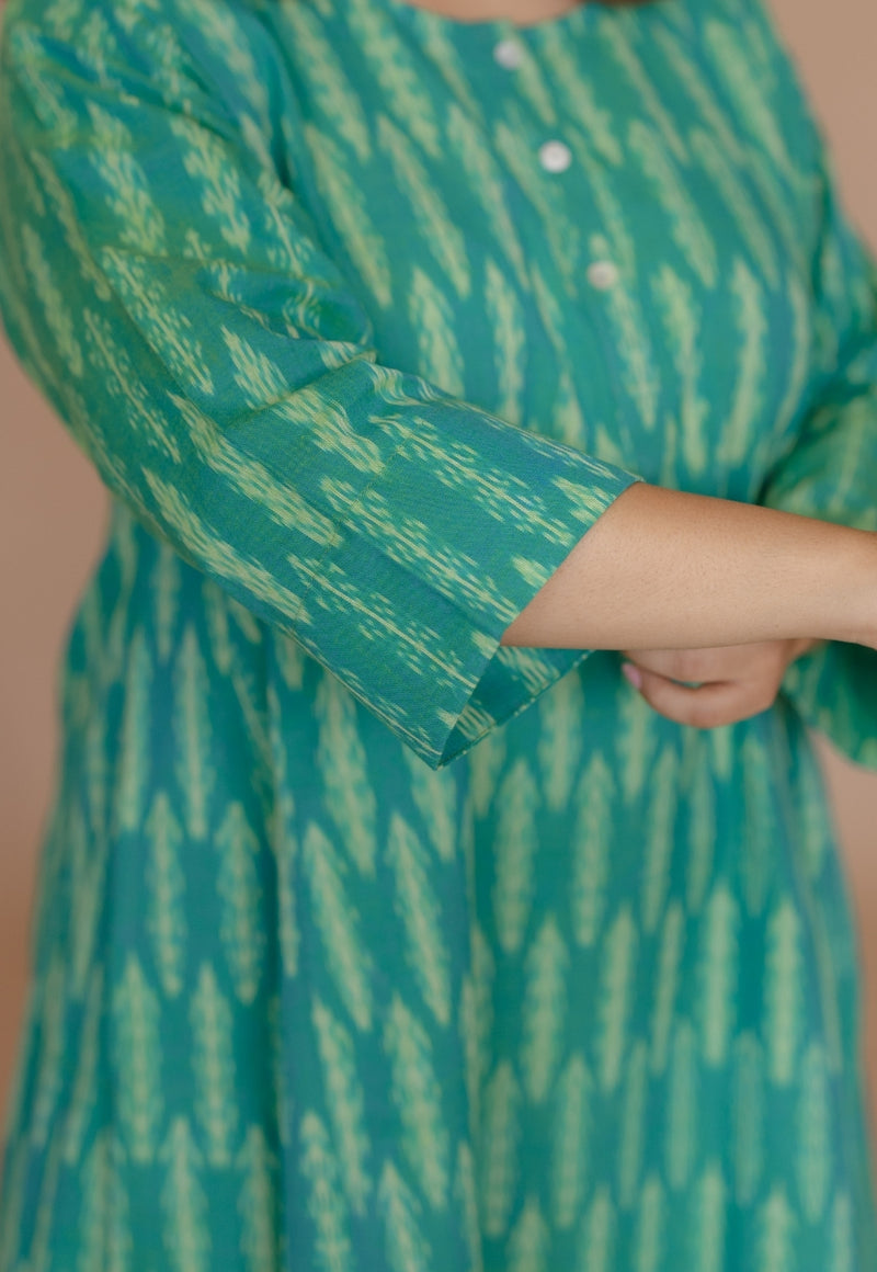 Alizah Green Handloom Ikkat Cotton Jhabbha Kali Kurta