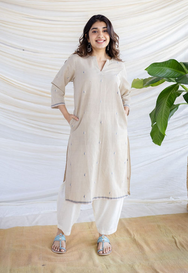 Zahira Off White Jamdani Handwoven Cotton Straight Kurta