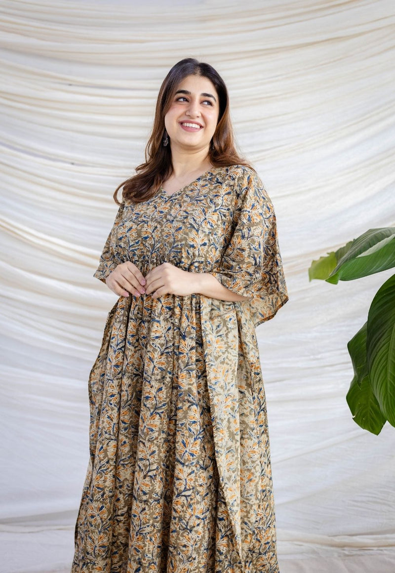 Ifrah Olive Green Kalamkari Cotton Loose Kaftan