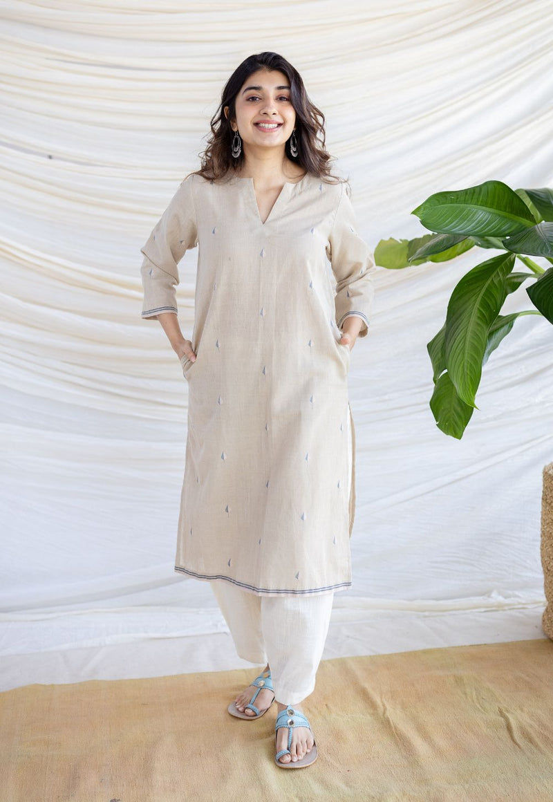 Zahira Off White Jamdani Handwoven Cotton Straight Kurta