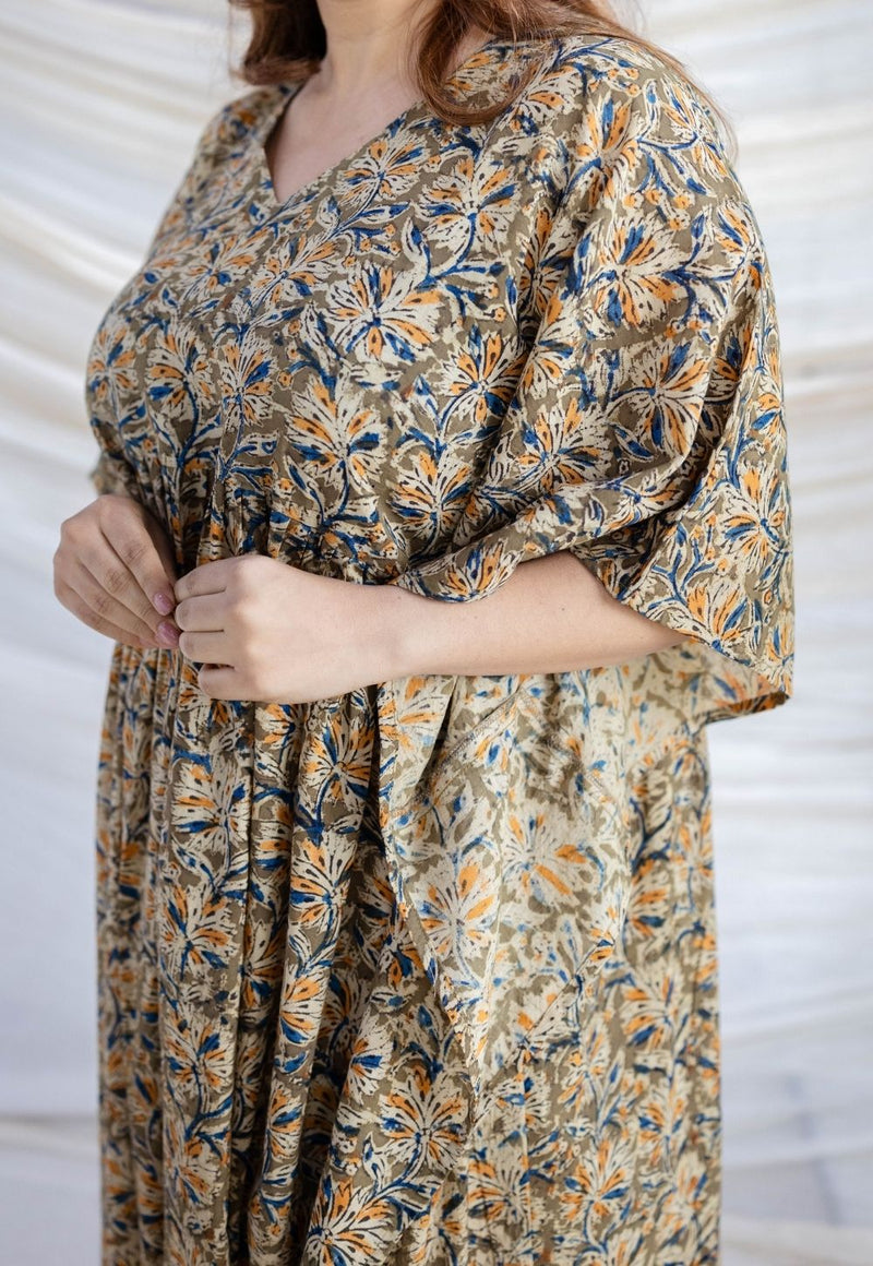 Ifrah Olive Green Kalamkari Cotton Loose Kaftan