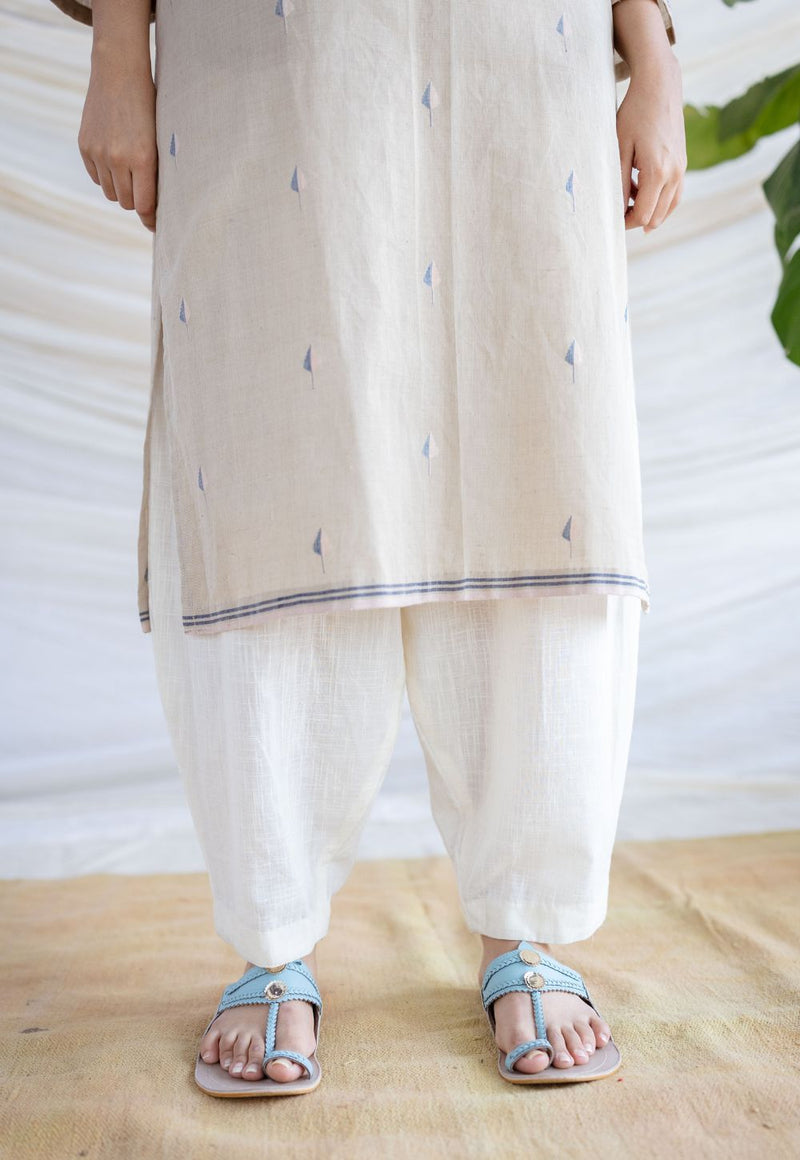 Zahira Off White Jamdani Handwoven Cotton Straight Kurta