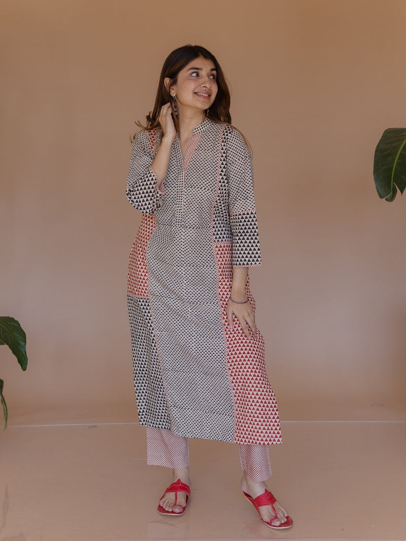 Rohini Off White Bagru Cotton Straight Kurta