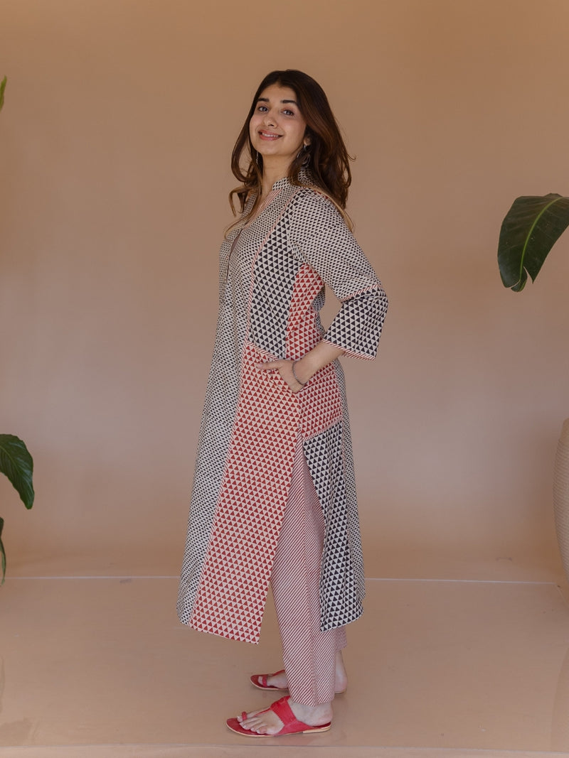 Rohini Off White Bagru Cotton Straight Kurta