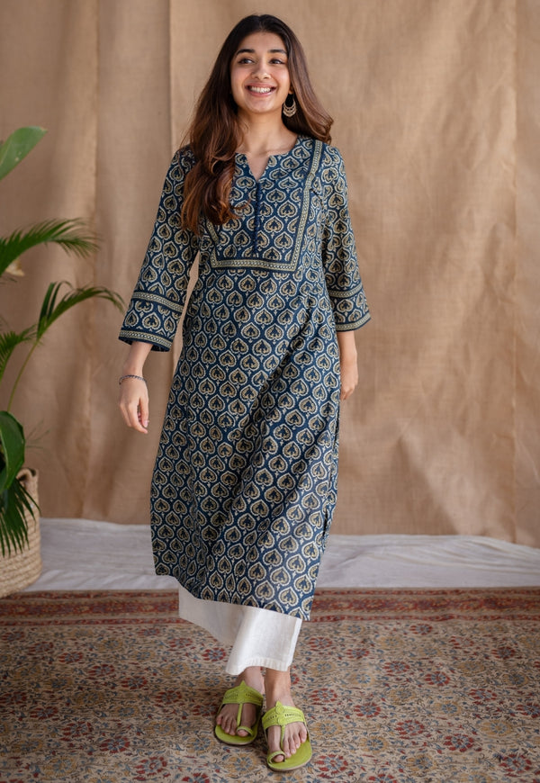 Details more than 167 kurta with jeans women latest