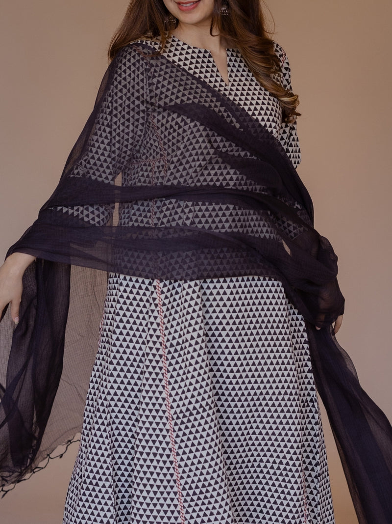 Black Solid Kota Doria Cotton Dupatta
