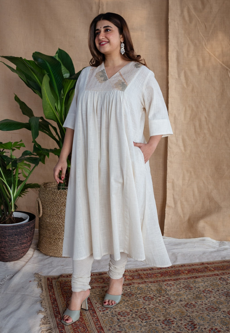 Ayira Slub Cotton Hand Embroidered Kurta