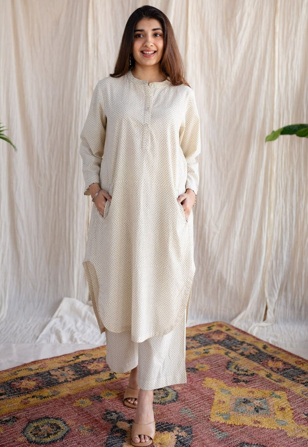 Bombay Off White Ajrakh Cotton Loose Kurta with Hand Embroidery