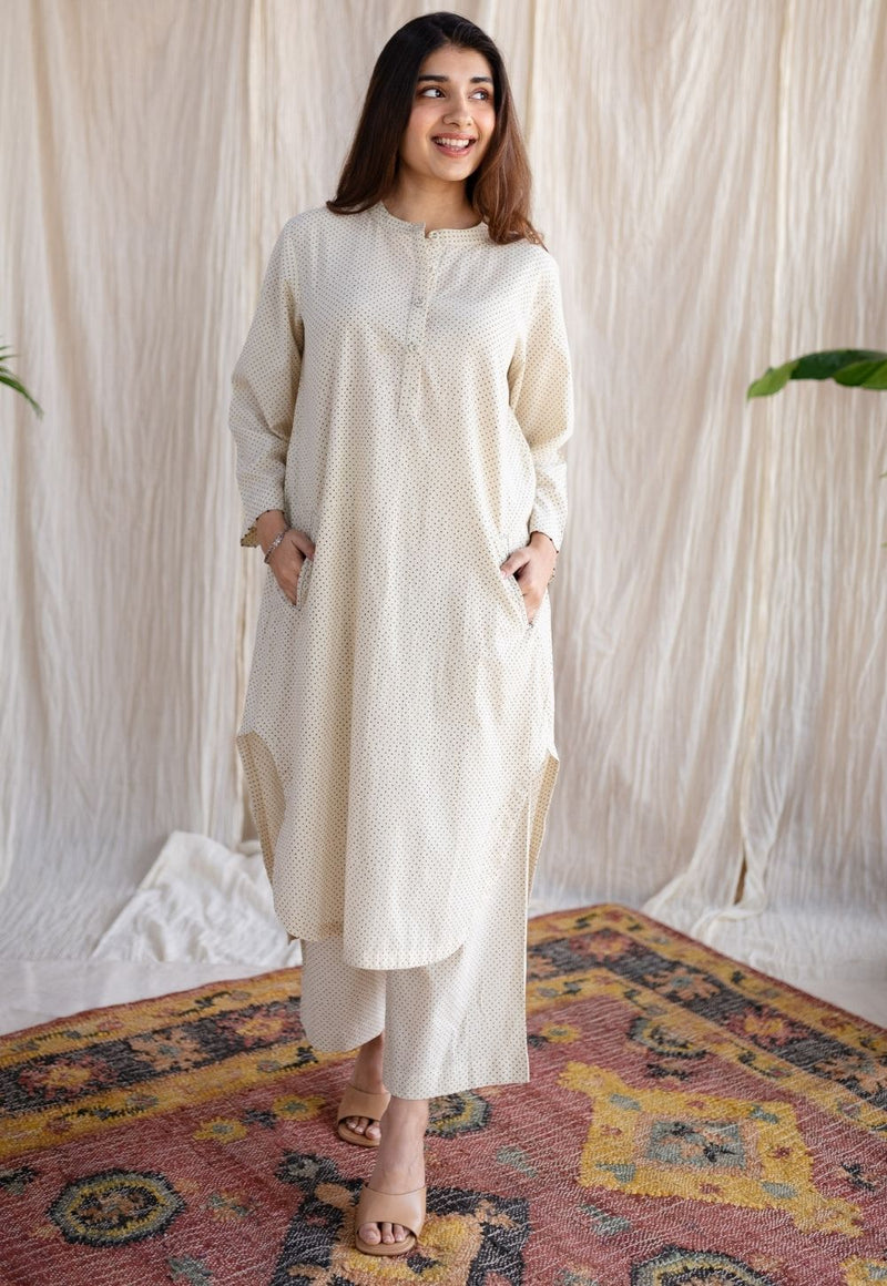 Bombay Off White Ajrakh Cotton Loose Kurta with Hand Embroidery