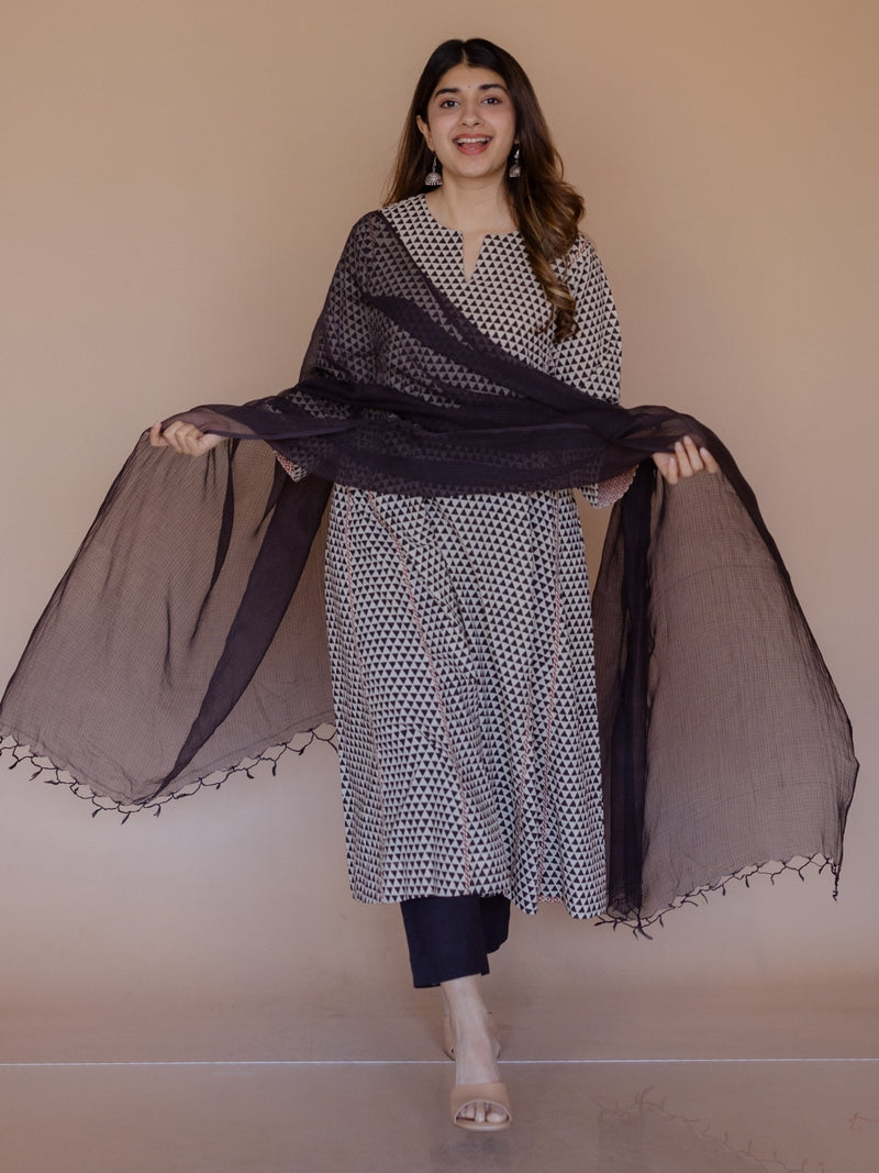 Black Solid Kota Doria Cotton Dupatta
