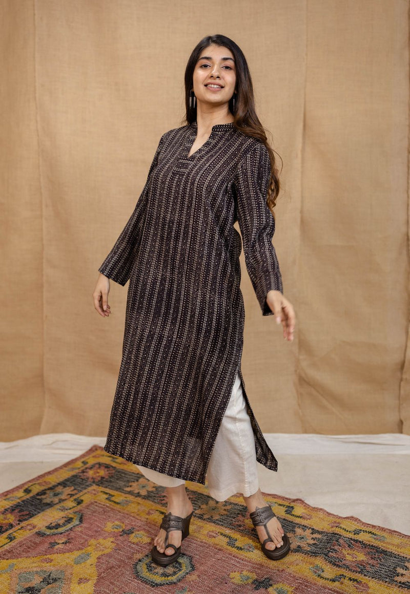 Aamani Black Ajrakh Crush Cotton Straight Kurta