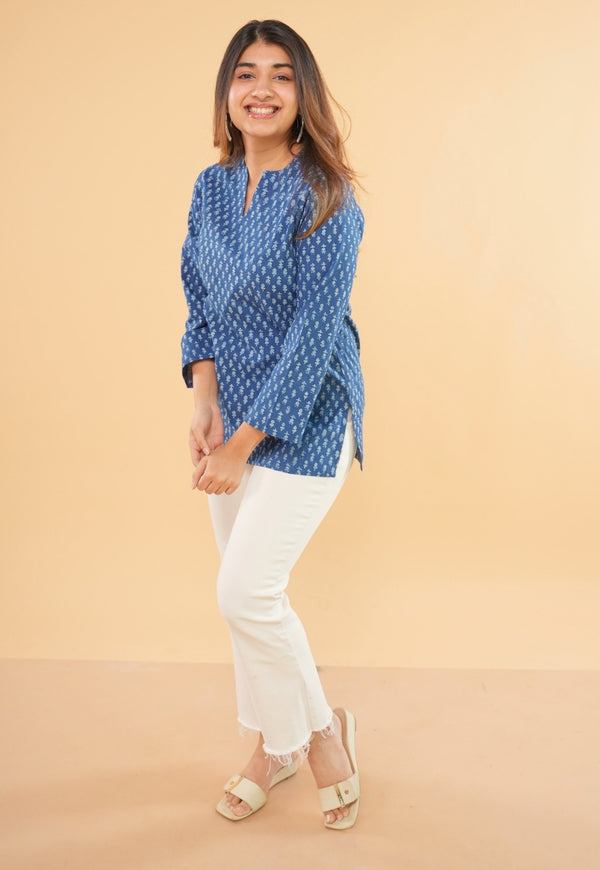 Tapsi Blue Fadat Cotton Straight Short Top