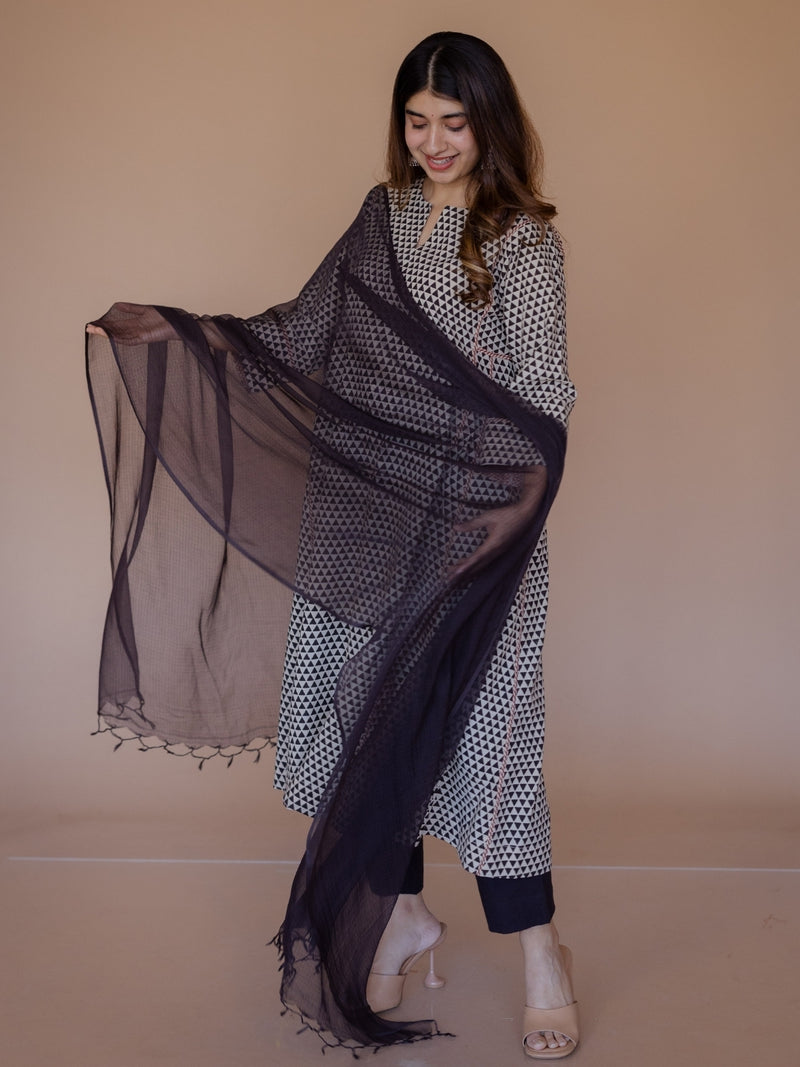 Black Solid Kota Doria Cotton Dupatta