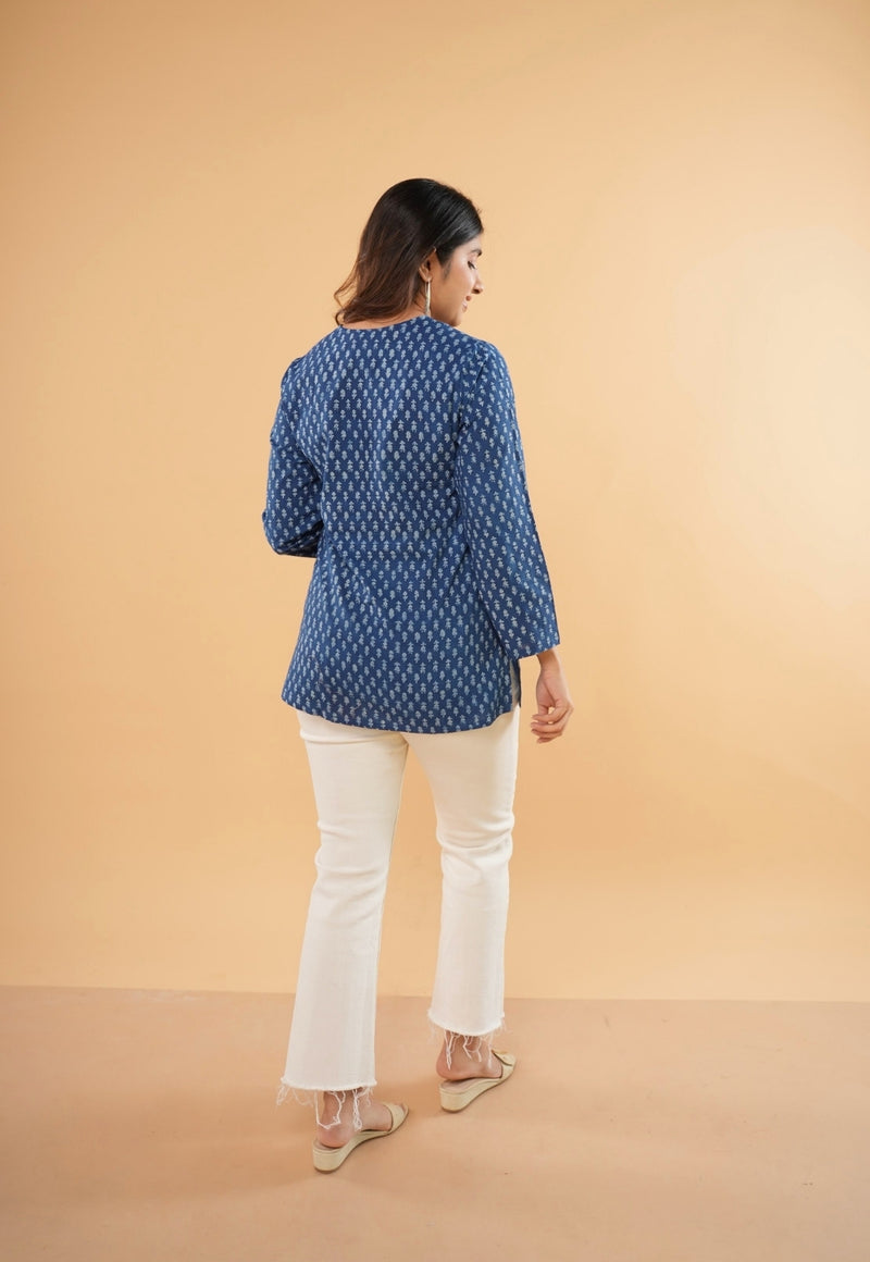 Tapsi Blue Fadat Cotton Straight Short Top