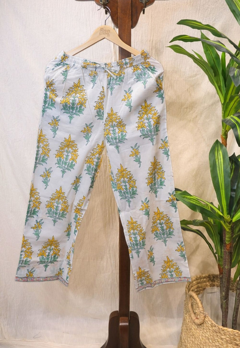 Yasna Sanganeri Border Cotton Pant