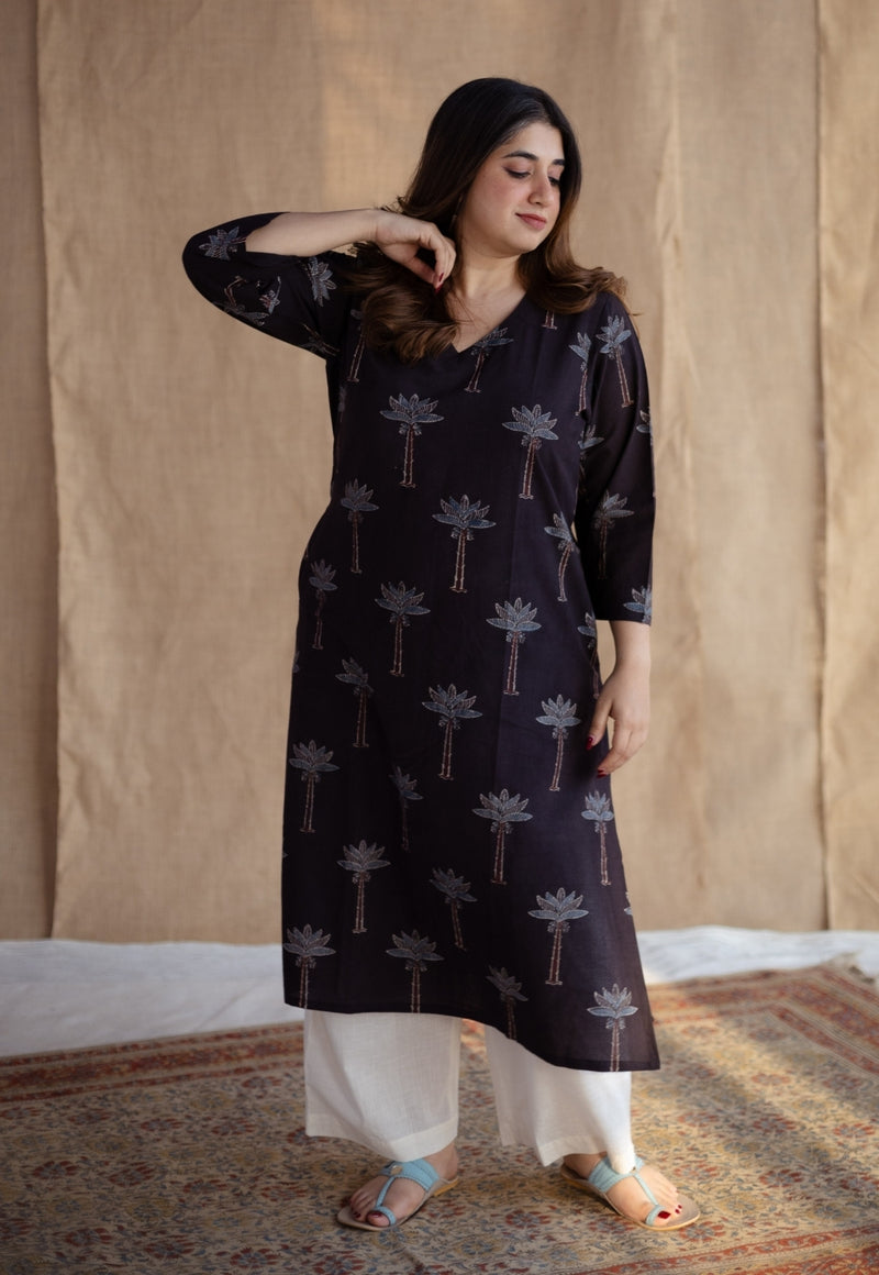 Aarushi Charcoal Ajrakh Cotton Straight Kurta