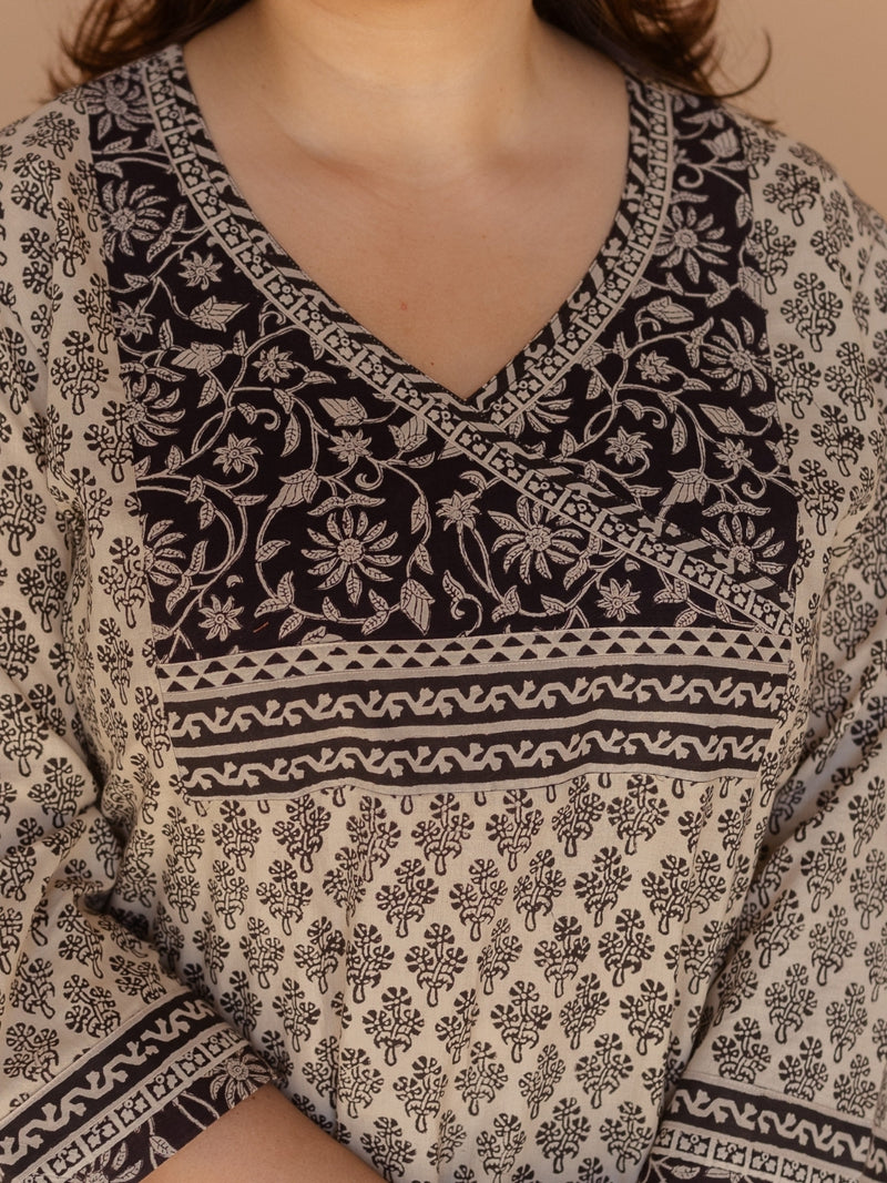 Ziya Off White Bagru Cotton Straight Kurta