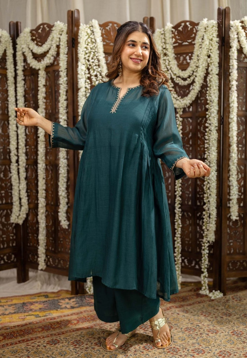 Mehar Emerald Green Chanderi Silk A Line Hand Embroidered Kurta Set (Set of 3)