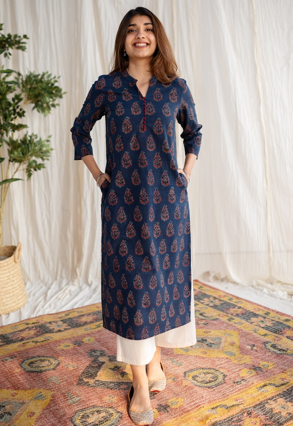 Indian Ethnic Women's Aliyya Ajrakh Cotton Kurta – THE INDIAN ETHNIC CO.