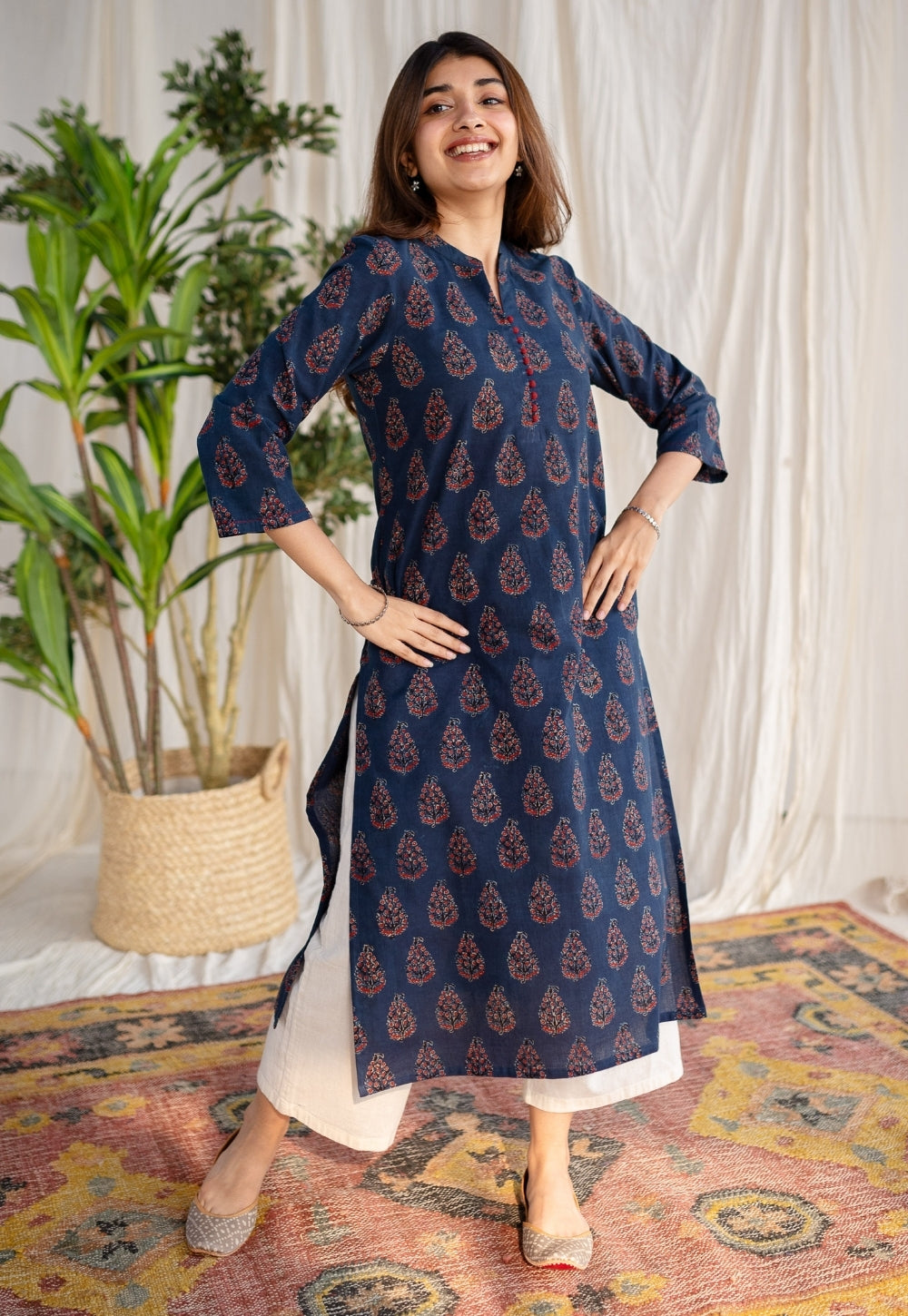 Indian Ethnic Women's Aliyya Ajrakh Cotton Kurta – THE INDIAN ETHNIC CO.