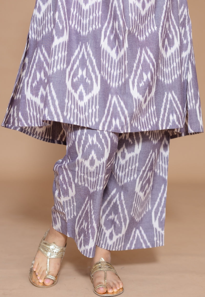 Yashi Grey Handloom Ikkat Cotton Straight Pant