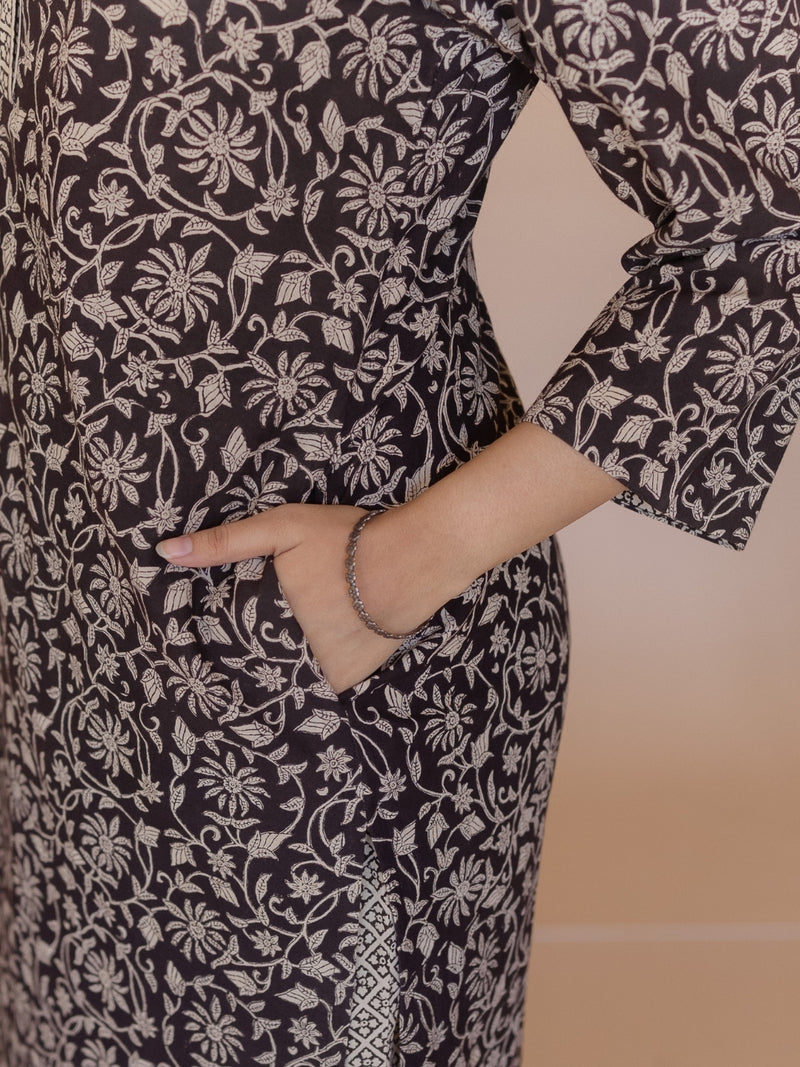 Avika Black Bagru Cotton Straight Kurta