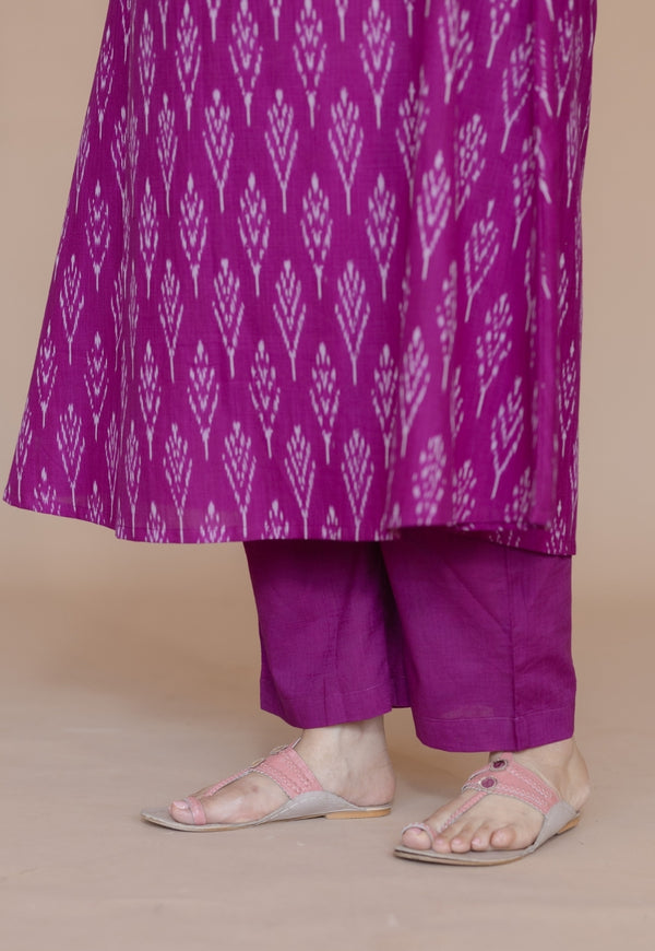 Yashi Purple Solid Cotton Flex Straight Pant