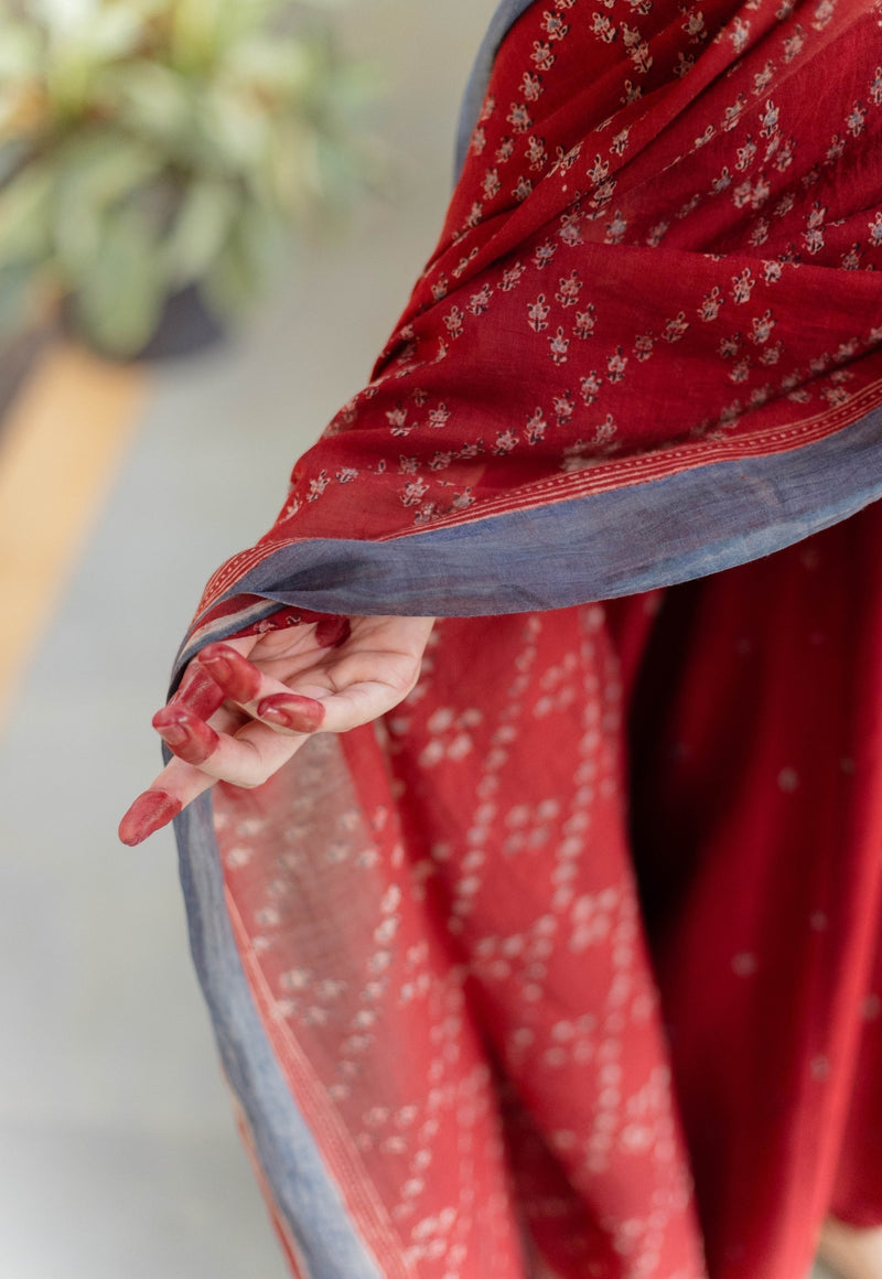 Madder Floral Line Ajrakh Chanderi Silk Dupatta