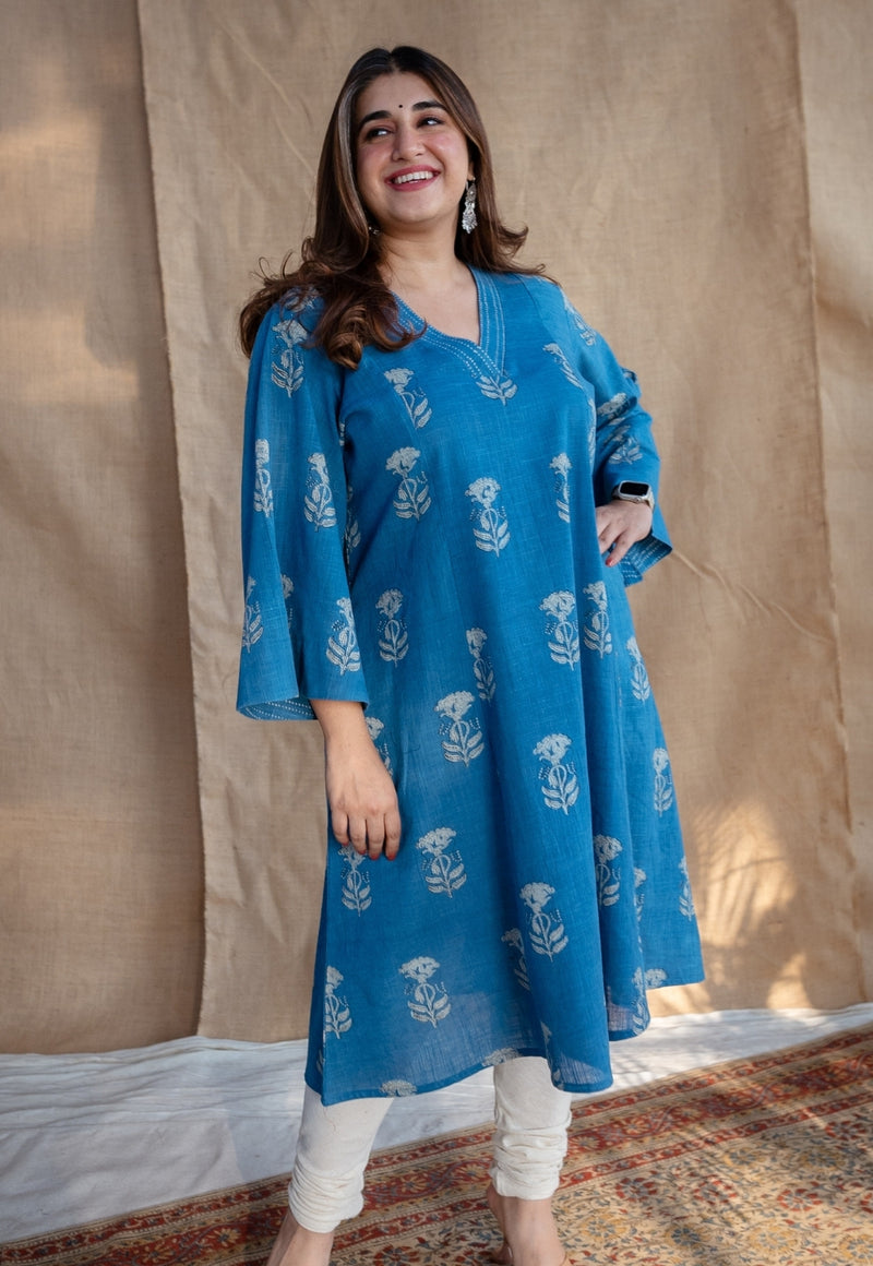 Eshma Dabu Slub Cotton Kali Kurta