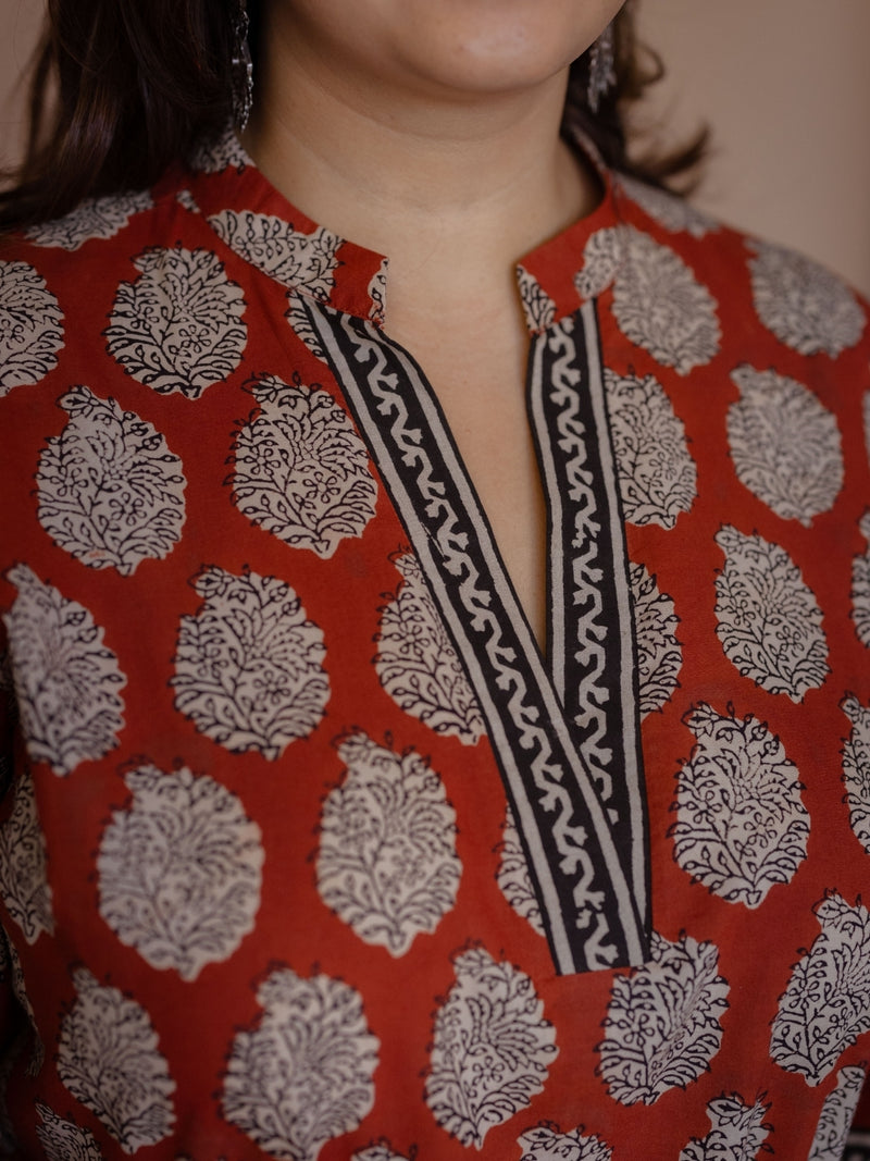 Dia Red Bagru Cotton Straight Kurta