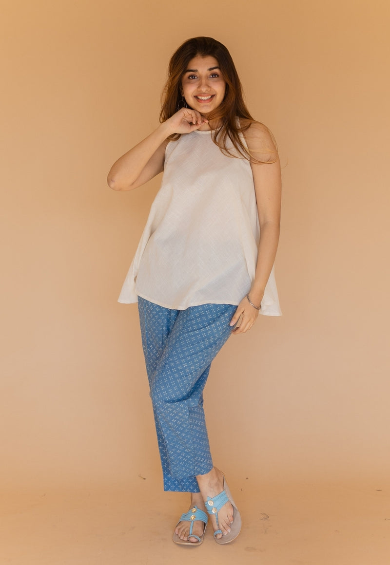 Parveen Off White Solid Slub Cotton A Line Short Top