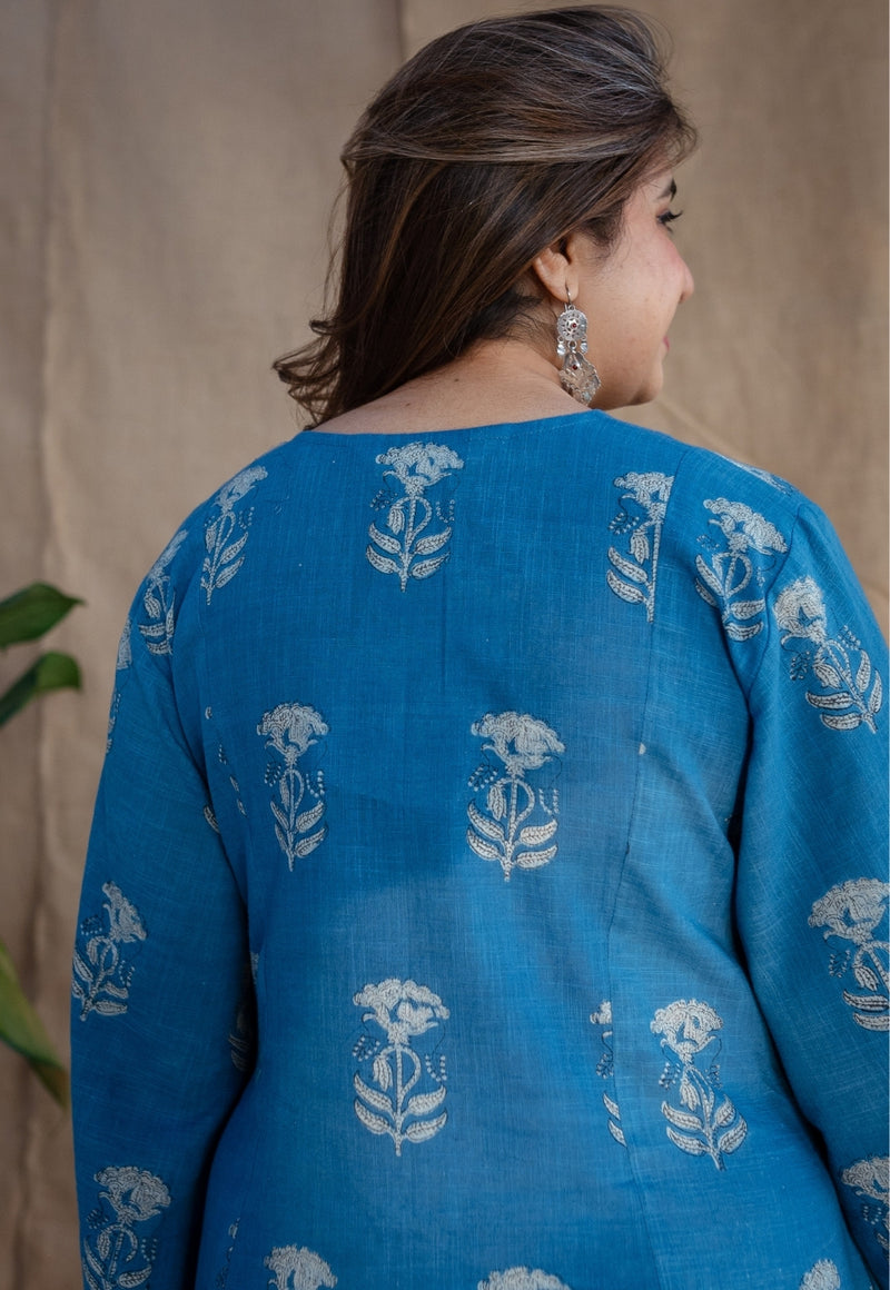 Eshma Dabu Slub Cotton Kali Kurta