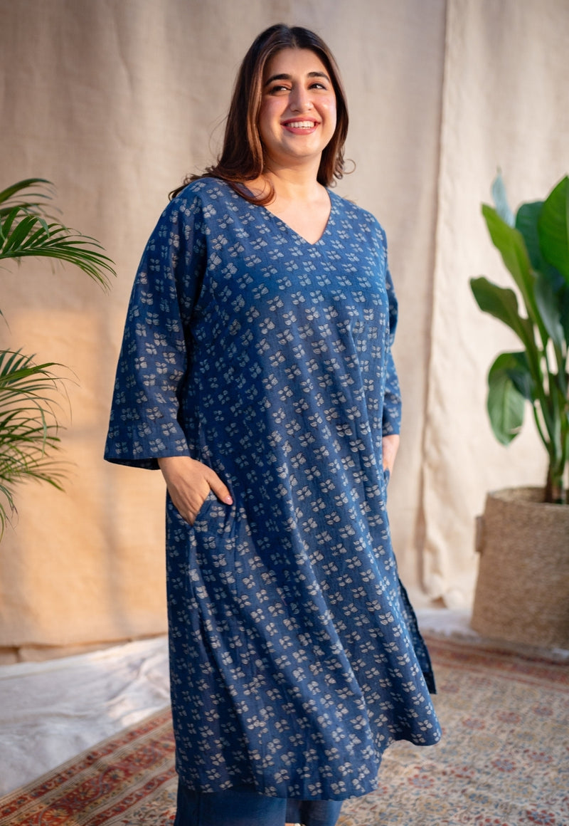 Jinat Dabu Slub Cotton Jhabba Kali Kurta