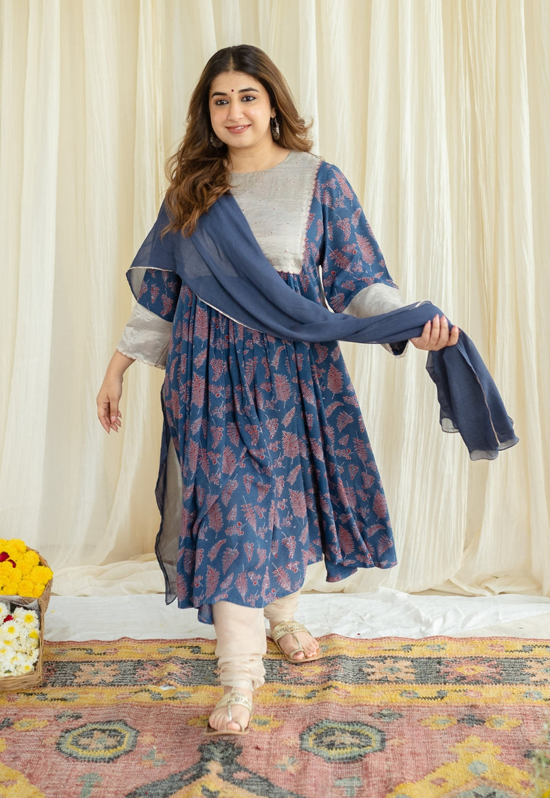 Jhalak Modal Tissue Ajrakh Kurta