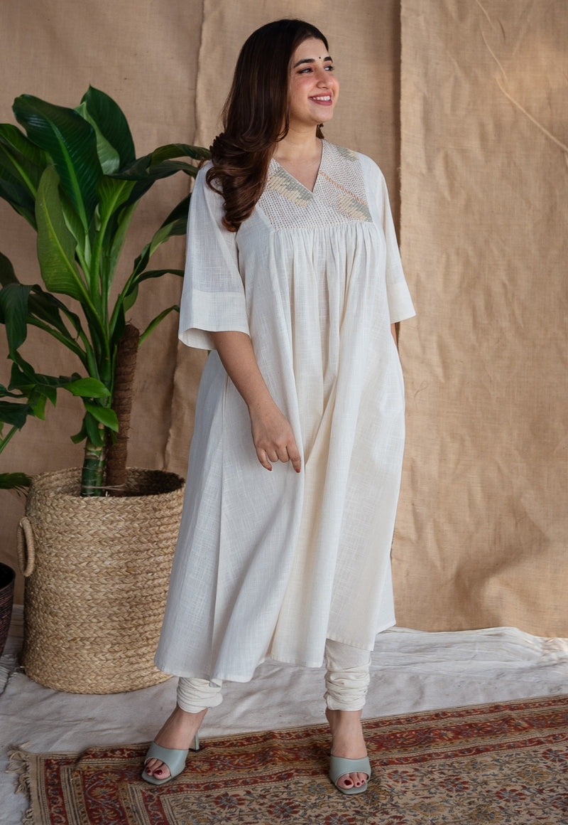 Ayira Slub Cotton Hand Embroidered Kurta