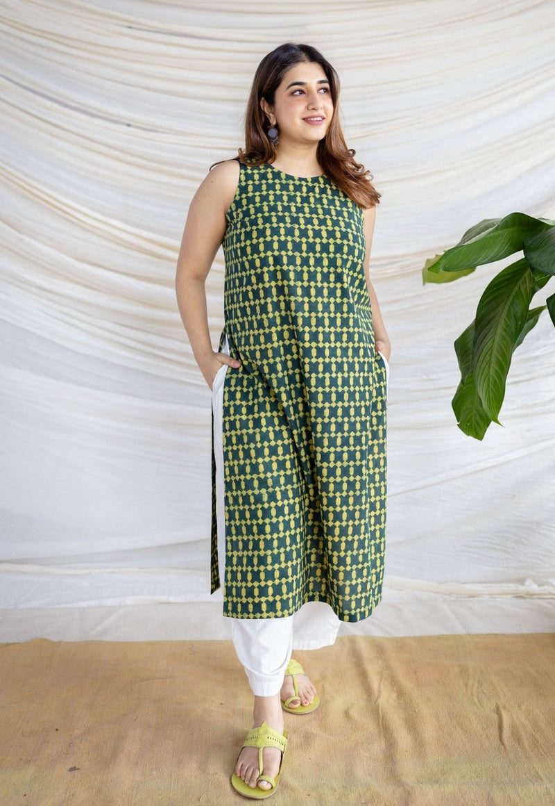 Selena Forest Green Dabu Cotton Straight Kurta