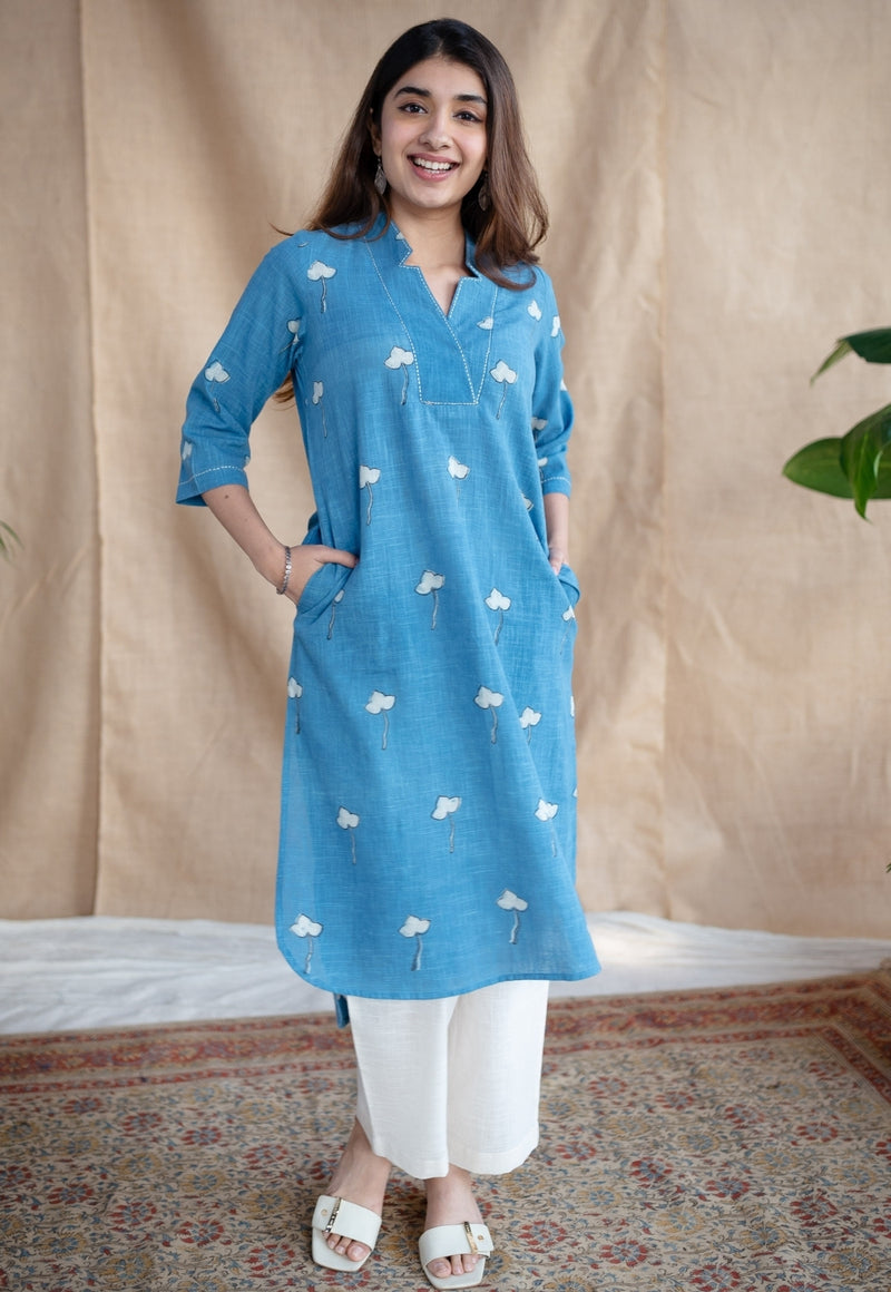 Zerah Blue Straight Dabu Slub Cotton Kurta with Hand Embroidery