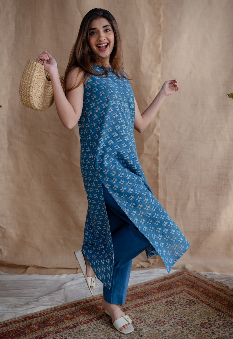 Shiza Blue Straight Dabu Slub Cotton Kurta